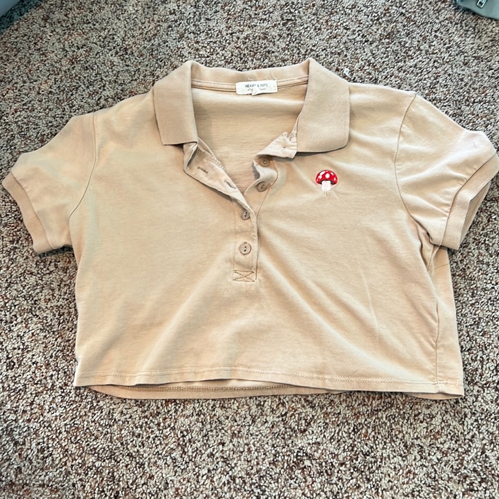 tan mushroom cropped button up top